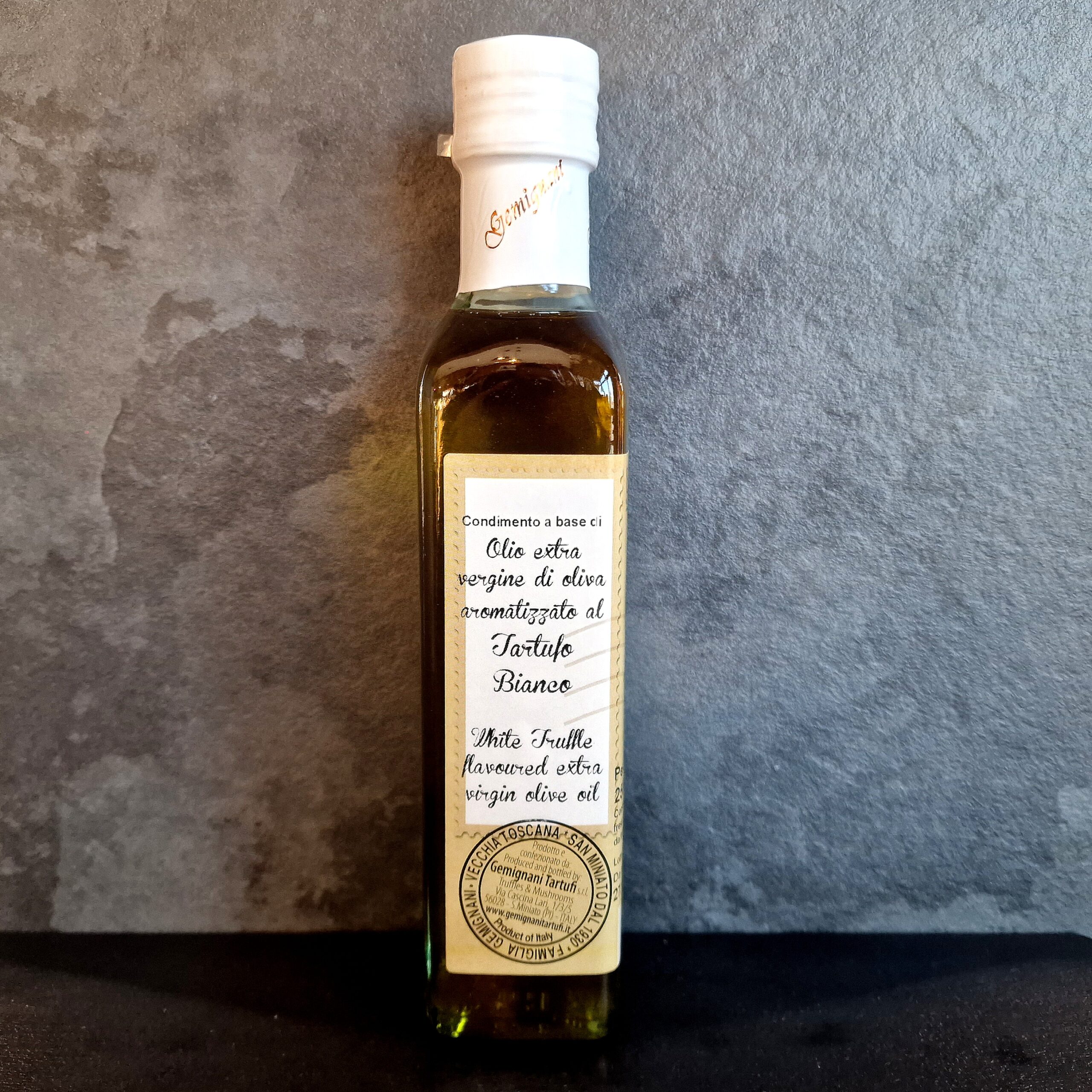 Condimento in Olio Extra Vergine d'oliva aromatizzato al Tartufo