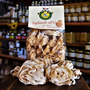 Condimento in Olio Extra Vergine d'oliva aromatizzato al Tartufo Bianco  250ml - Vendita OnLine salumi e formaggi